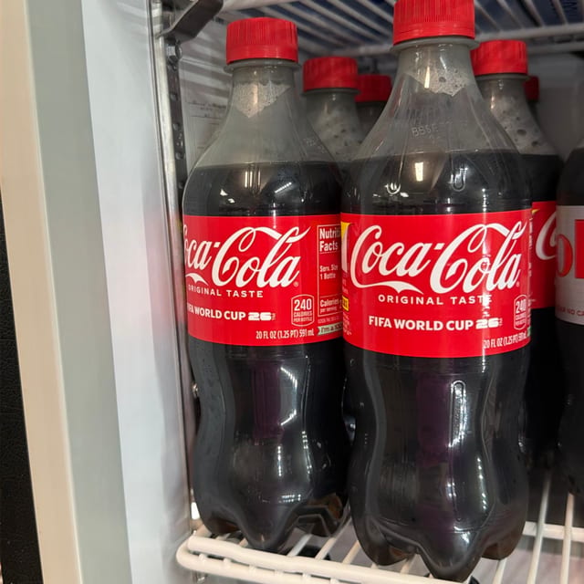 20oz Coke.